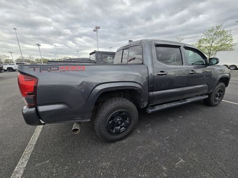Used 2021 Toyota Tacoma SR image 8