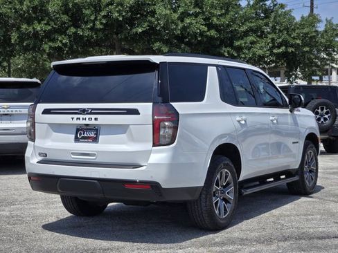 Used 2024 Chevrolet Tahoe Z71 w/ Luxury Package AWD/4WD image 7