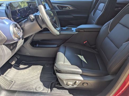 New 2026 Chevrolet Equinox EV LT w/ Convenience Package II FWD image 10