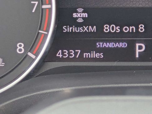 Used 2025 Nissan Rogue SV FWD image 32