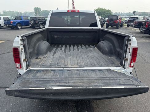 Used 2016 RAM 1500 Laramie w/ Convenience Group AWD/4WD image 29