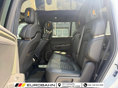 Used 2025 Rivian R1S Adventure AWD/4WD image 13