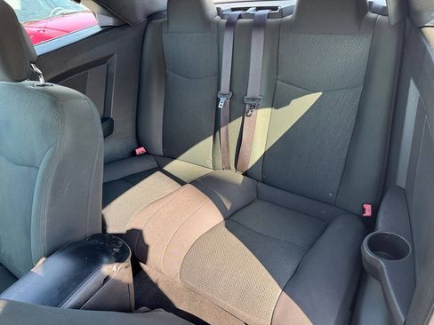 Used 2012 Chrysler 200 Touring FWD image 14