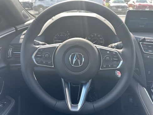 New 2025 Acura RDX SH-AWD image 25