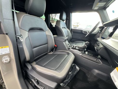 New 2025 Ford Bronco Outer Banks image 26