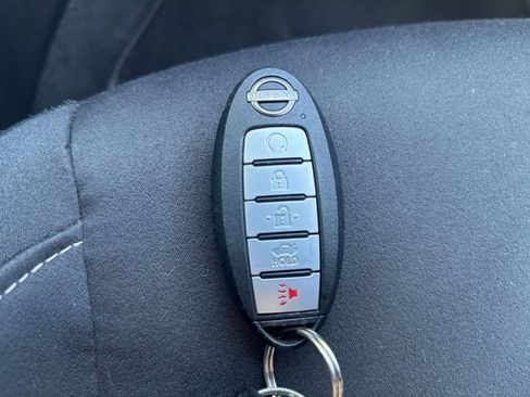 Used 2025 Nissan Altima 2.5 SV FWD image 21