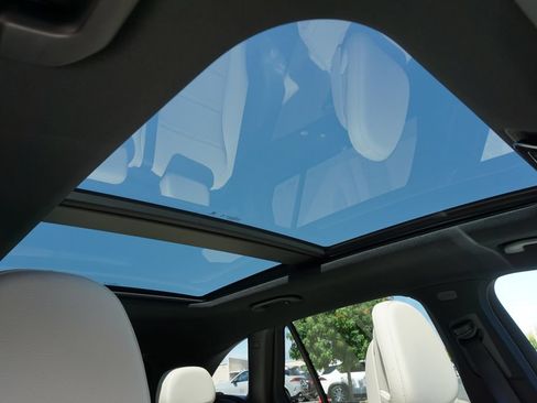 Certified 2026 Mercedes-Benz GLC 300 image 68
