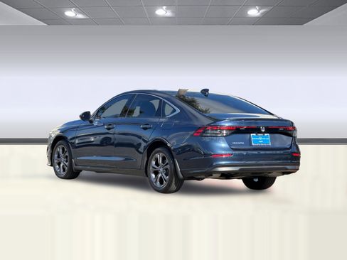 Certified 2023 Honda Accord EX image 3