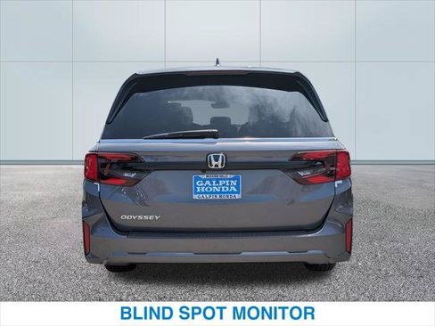 New 2026 Honda Odyssey EX-L image 8
