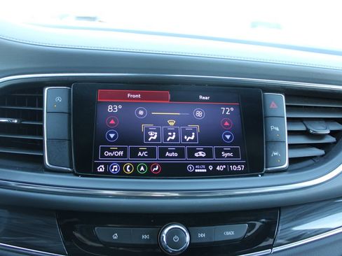 Used 2024 Buick Enclave Premium image 50