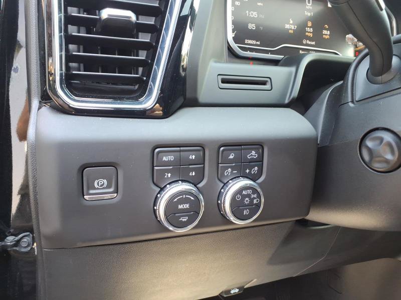 Used 2024 GMC Sierra 1500 Denali AWD/4WD image 9