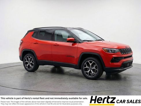 Used 2025 Jeep Compass Limited image 1