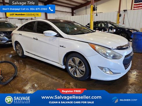 Used 2015 Hyundai Sonata Limited w/ Option Group 02 FWD image 5