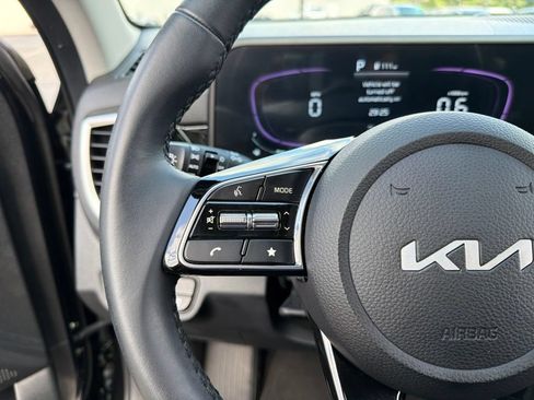 Certified 2025 Kia Seltos S AWD/4WD image 15