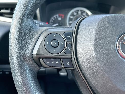 Used 2022 Toyota Corolla LE FWD image 15