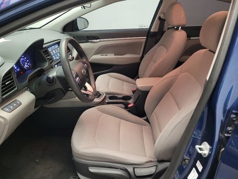 Used 2020 Hyundai Elantra SEL image 17