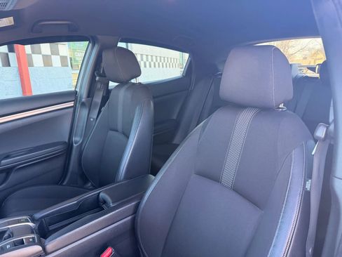 Used 2020 Honda Civic Sport image 13