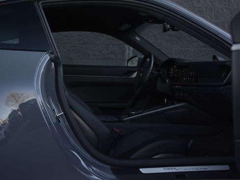 Certified 2025 Porsche 911 Carrera image 25
