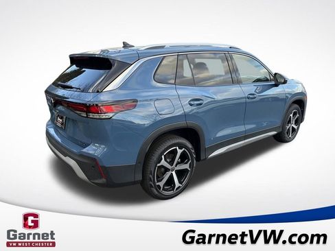 New 2026 Volkswagen Tiguan SE image 5