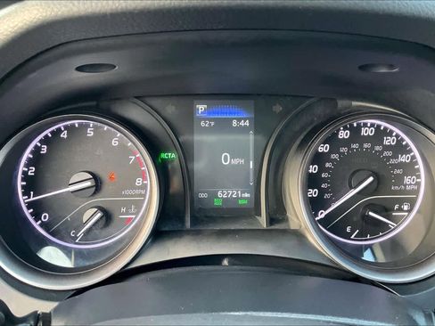 Used 2023 Toyota Camry SE w/ Convenience Package image 25