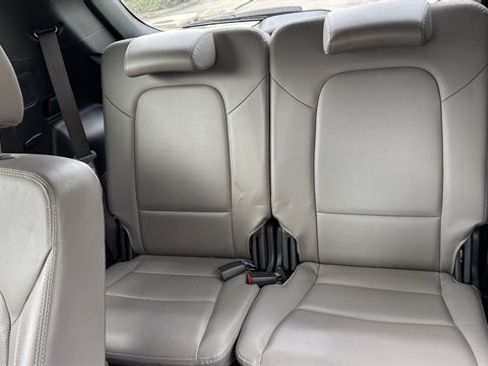 Used 2019 Hyundai Santa Fe XL FWD image 9