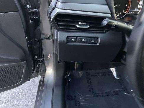 Used 2025 Nissan Altima 2.5 SR image 30