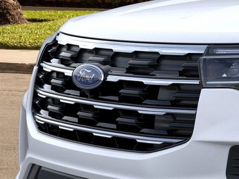 New 2026 Ford Explorer Active image 17
