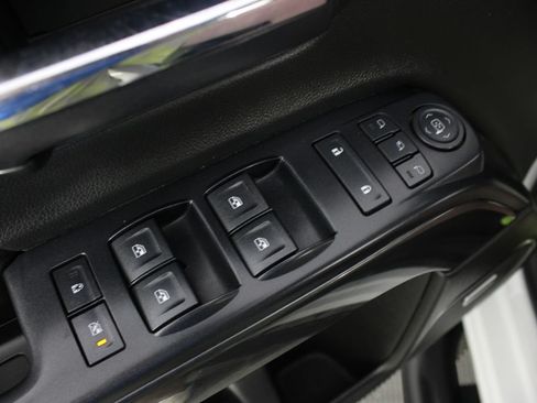 Used 2017 GMC Sierra 1500 SLT AWD/4WD image 17