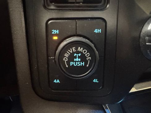 Used 2021 Ford F150 Platinum w/ Equipment Group 701A High AWD/4WD image 21
