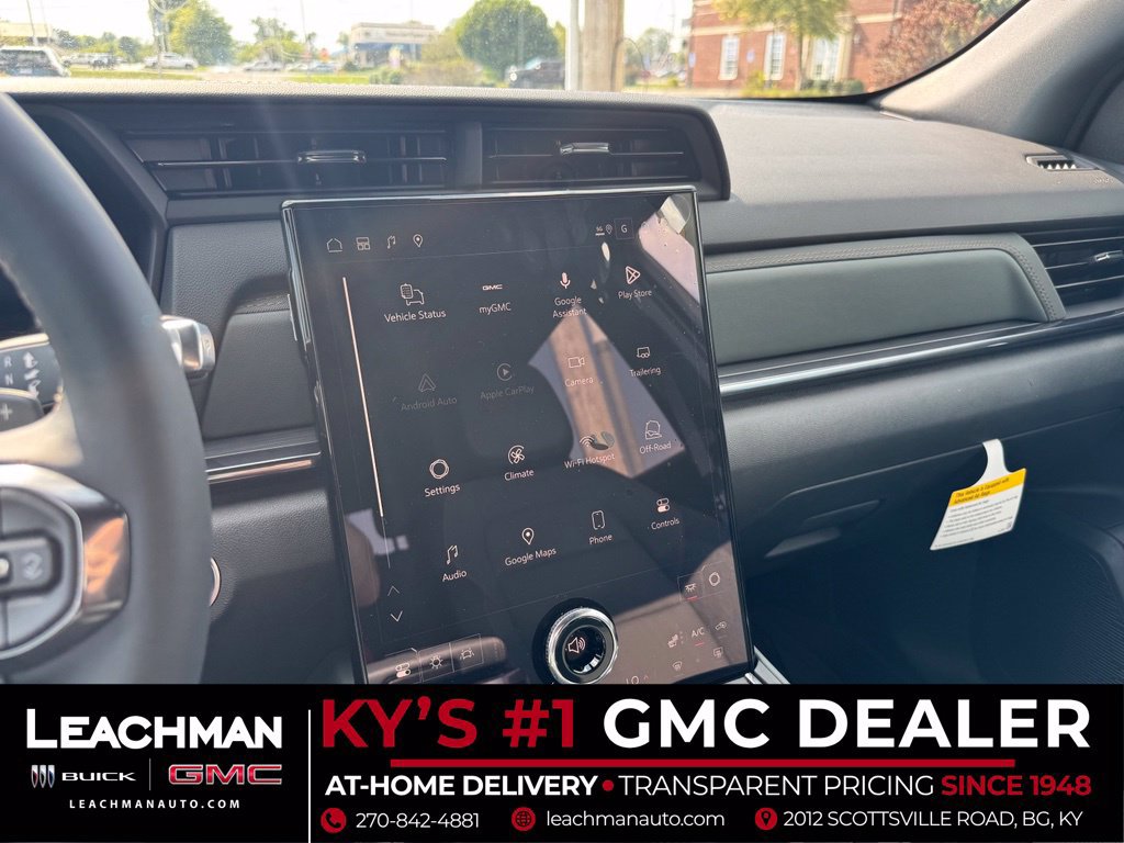 New 2027 GMC Terrain AT4 w/ LPO, Floor Liner Package AWD/4WD image 24