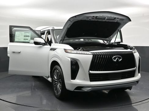 New 2027 INFINITI QX80 Luxe AWD/4WD image 39