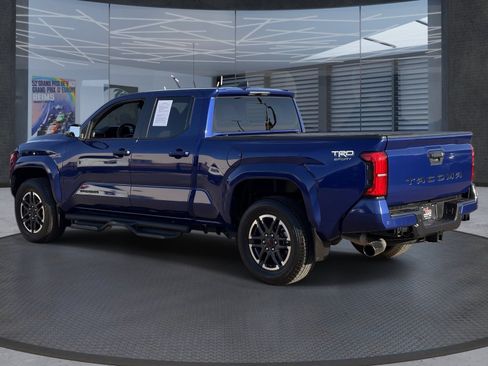 Used 2024 Toyota Tacoma TRD Sport w/ TRD Sport Upgrade Package RWD image 4