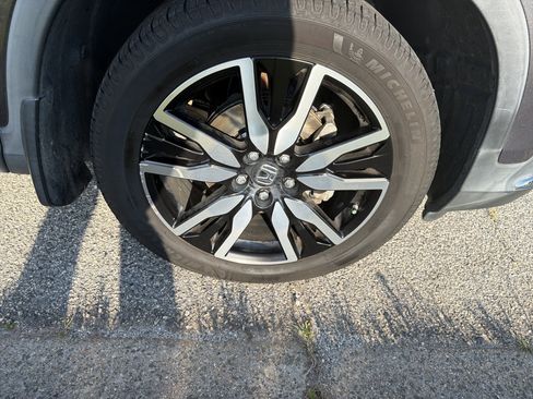 Used 2020 Honda Pilot Elite image 12