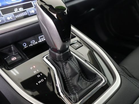 Used 2023 Subaru Legacy Touring XT image 3