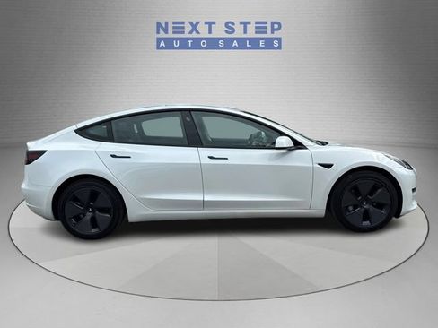 Used 2023 Tesla Model 3 Standard Range RWD image 9