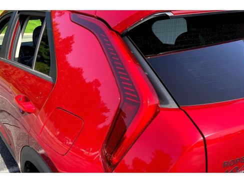 Used 2024 Kia Niro LX FWD image 25
