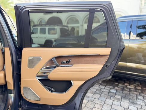 Used 2024 Land Rover Range Rover Long Wheelbase Autobiography image 62