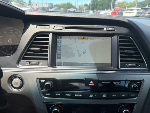 Used 2015 Hyundai Sonata Limited 2.0T FWD image 18