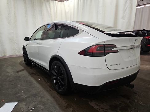 Used 2017 Tesla Model X 75D image 5