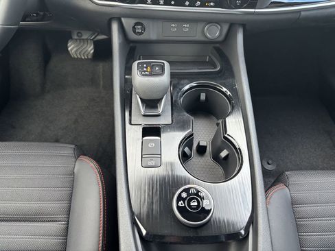 New 2026 Nissan Rogue SV AWD/4WD image 22