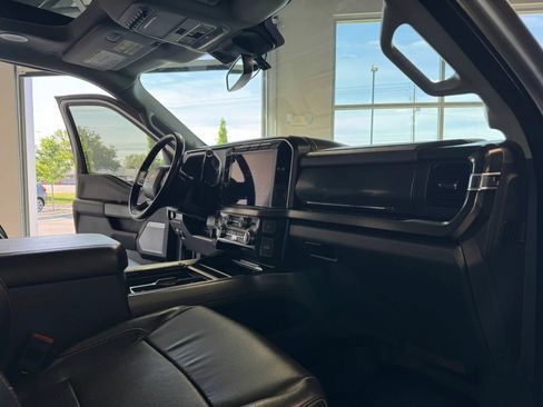 Used 2023 Ford F350 Lariat w/ Lariat Ultimate Package AWD/4WD image 26