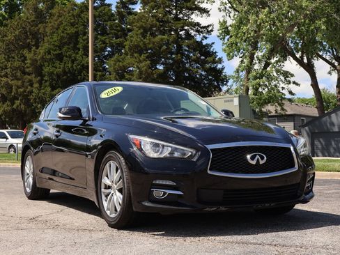 Used 2016 INFINITI Q50 3.0t Premium w/ Driver Assistance Package AWD/4WD image 1