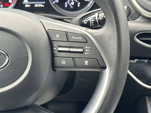 Used 2022 Hyundai Sonata SEL w/ Preferred Accessory Package image 8