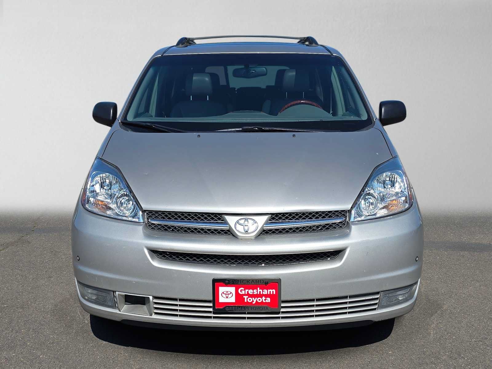 Used 2005 Toyota Sienna XLE Limited w/ XLE Limited Pkg 1 FWD image 9