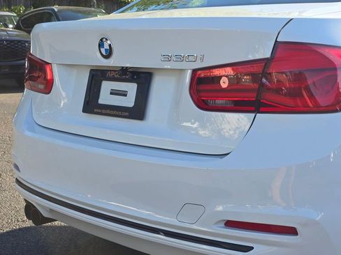 Used 2017 BMW 330i Sedan RWD image 13