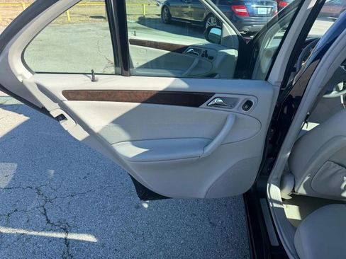 Used 2007 Mercedes-Benz C 280 4MATIC Sedan image 11