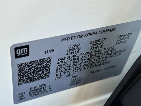 New 2026 Chevrolet Trax RS w/ Sunroof Package FWD image 26
