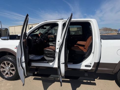 Used 2019 RAM 2500 Limited AWD/4WD image 34