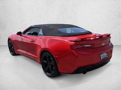 Used 2017 Chevrolet Camaro LT RWD image 8