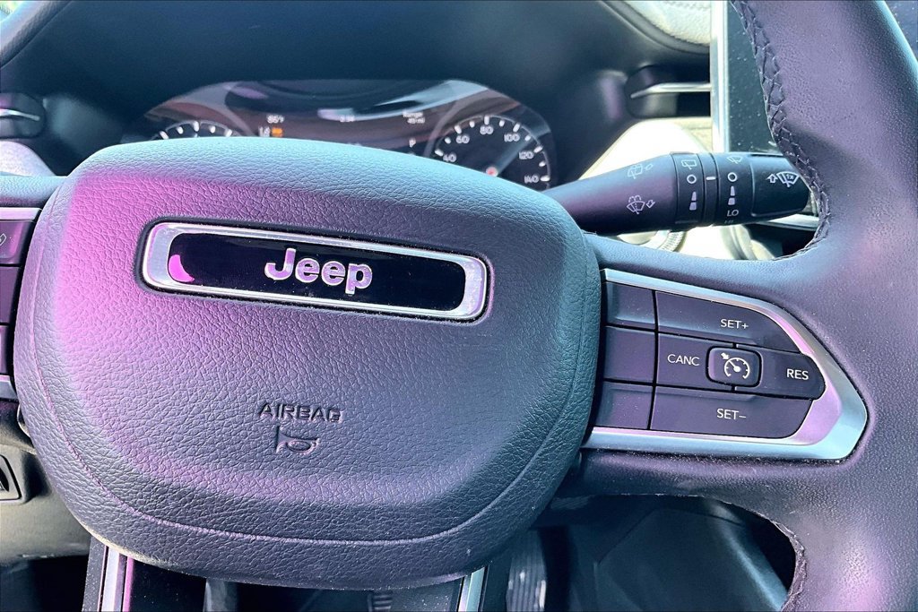 Used 2024 Jeep Compass Latitude AWD/4WD image 26